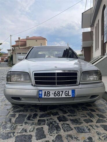 Used Cars: Mercedes-Benz C 250: 2.5 l | 1996 year Limousine