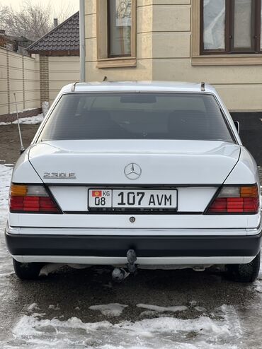 Mercedes-Benz: Mercedes-Benz W124: 1992 г., Седан — 5