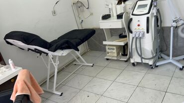 Kondisionerlər: Lazer 6000AZN TƏCİLİ satılır 9 aydı alınıb 3 ayda zəmanəti var ünvan