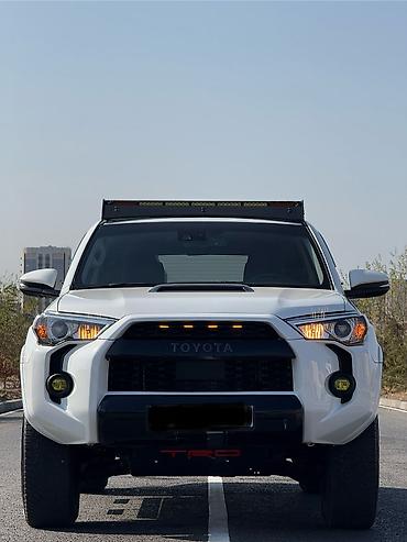 Toyota 4Runner: 2020 г., 4 л, Автомат, Бензин, Внедорожник