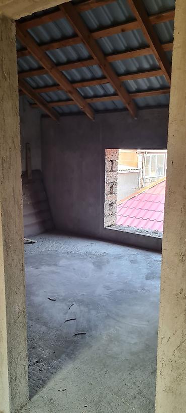 kürdexan: Kürdəxanı qəs. 4 otaqlı, 90 kv. m, Kredit yoxdur, Təmirsiz — 10