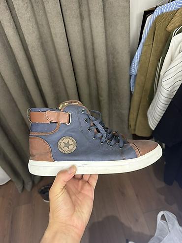 pod original: Unisex yüksəkboğaz krossovka - Stil: yüksəkboğaz, skate/sneaker tərzi — 1