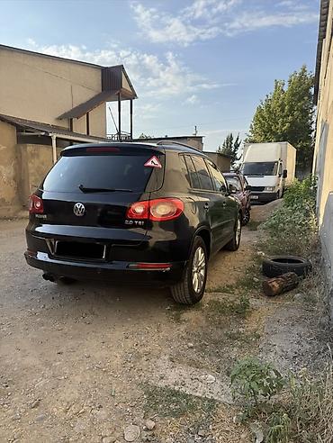 tiguan: Volkswagen Tiguan: 2009 г., 2 л, Автомат, Бензин, Кроссовер — 2