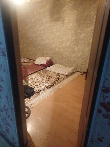 барачные дома: Кок Артта 3 комната үйдүн 1 комнатасы квартирага берилет аристократ — 1