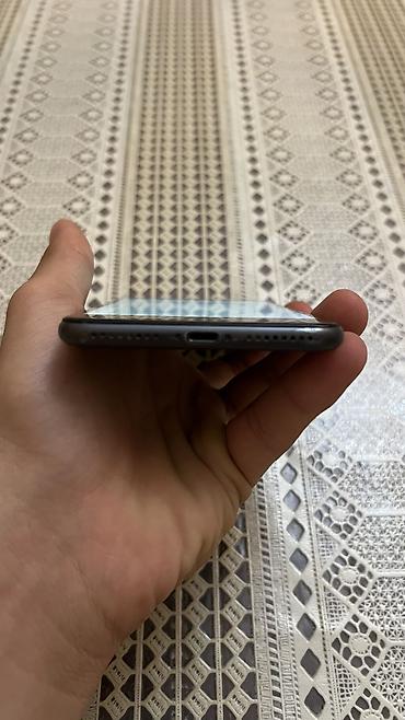 Apple iPhone: IPhone 8 Plus, 64 GB, Black Titanium — 7