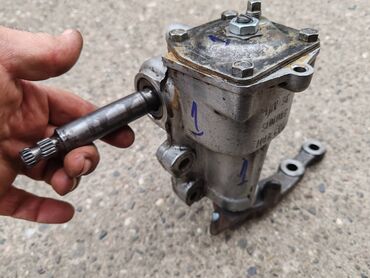 Auto delovi: Puž (glava) volana Lada 21213,21214 Niva br.1. Polovno, očuvano — 4