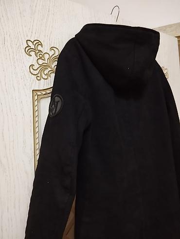 Kurtkalar: Kişi üçün, razmer 38 (M).
Sumqayit — 9