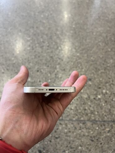 Apple iPhone: IPhone 13, Ağ, Face ID — 8