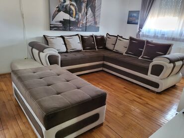 Ugaone garniture: Prodajem garnituru ocuvanu u perfektnom stanju.Dimenzije — 5