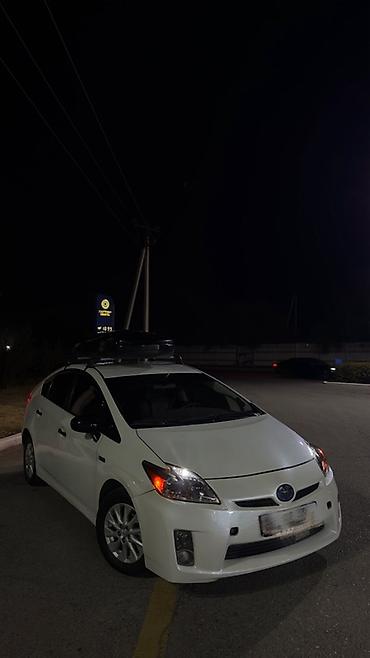 bwb e34: Toyota Prius: 2013 г., 1.8 л, Автомат, Гибрид, Хэтчбэк — 1