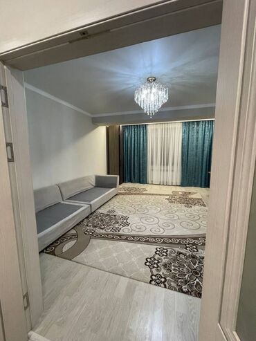 Долгосрочная аренда квартир: 2 комнаты, 75 м², 106 серия, 3 этаж, Евроремонт
