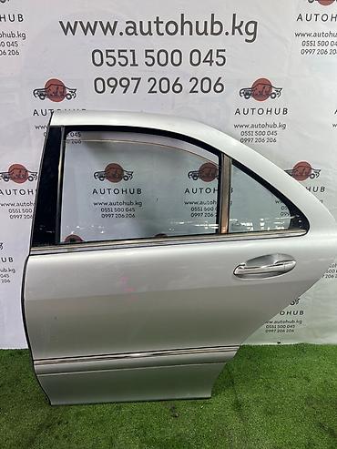 mers e210: Задняя правая дверь в сборе для Mercedes-Benz E-Class W220 (седан). - — 1
