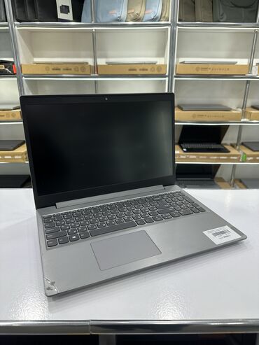 Ноутбуки и нетбуки: Ноутбук, Lenovo, 4 ГБ ОЗУ, Intel Core i3, 15.6 ", Б/у, Для несложных задач, память SSD