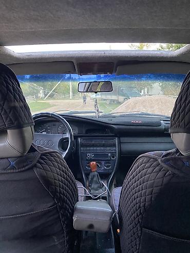 18 235 55: Audi 100: 1991 г., 2 л, Механика, Бензин, Седан — 10