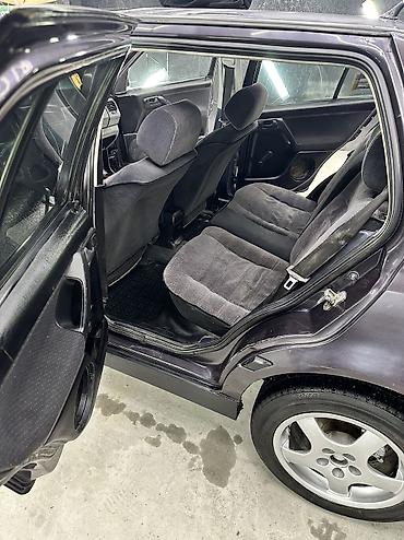 мини прес подборшик: Volkswagen Vento: 1993 г., 2 л, Механика, Бензин, Седан — 8