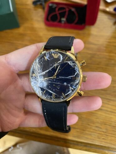 туфли новая не разу не одевала: Emporio Armani kişi qol saatı - Korpus: qızılı tonlu paslanmayan