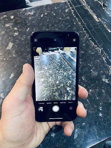 Apple iPhone: IPhone Xr, 64 ГБ, Черный, Зарядное устройство, 100 % — 1