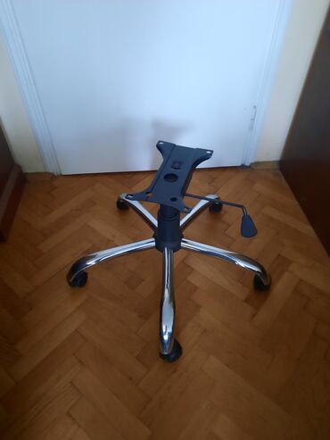 trpezarijske stolice emmezeta: Ergonomska, Upotrebljenо