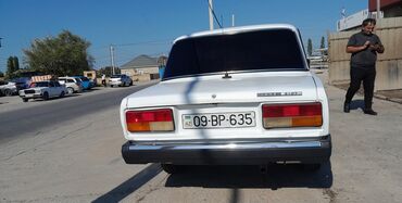 Tavalar: Model: Lada 2107 Kuzov: sedan, ağ rəng Nömrə nişanı: 09-BP-635 (AZ)