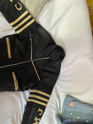 Leather Jackets: Kožna jakna sa prugama i inicijalima “CMJ” - Materijal: prirodna crna at lalafo.rs — 4 Leather Jackets: Kožna jakna sa prugama i inicijalima “CMJ” - Materijal: prirodna crna — 4