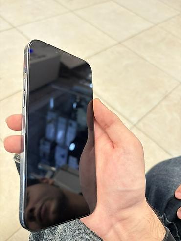 se iphone: IPhone 13 Pro, Gümüşü, Face ID — 3