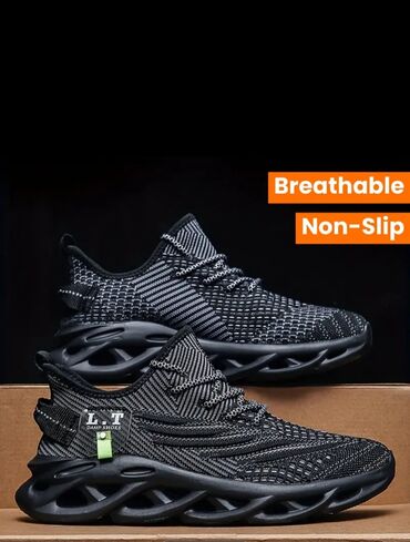 лининг кроссовки мужские цена: Мужские кроссовки, 42, AURA SHOES, Новый, цвет - Черный, Самовывоз