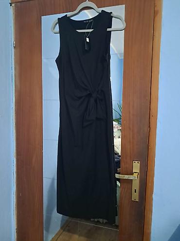 Kompleti: Ženska odeća – set elegantnih komada 1) Duga crna haljina - Model — 23