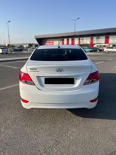 volkswagen passat 1: Hyundai Accent: 1.6 л | 2017 г. Седан — 5
