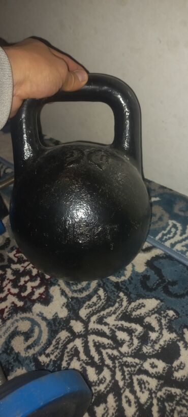 гиря с широкой ручкой: Гиря чугунная 16 кг - Классическая форма с широкой удобной рукояткой