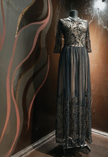 платье 46: Вечернее платье, Пышное, Длинная модель, С рукавами, 2XL (EU 44), 3XL (EU 46)