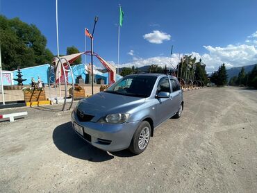 авто уна: Mazda Demio: 2004 г., 1.3 л, Автомат, Бензин