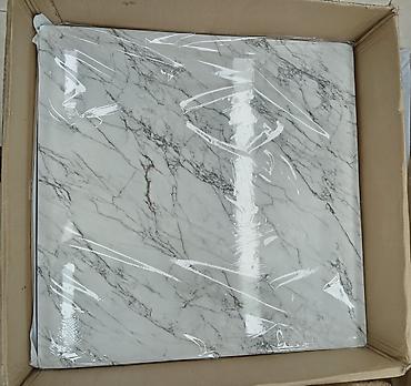 Ostali kućni dekor: 04. Samolepljive zidne obloge 
60*60cm
U paketu 10 kom 
3099 din✅✅ — 9