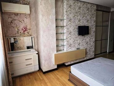 Uzunmüddətli kirayə mənzillər: Nəsimi Rayonu 28 May Metrosu Fərəh Mtk 4 otaq. Mərtəbə - 22/15 Otaq — 8