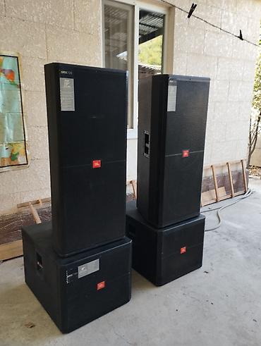аудио техника: Продаю комплект аппаратуры: колонки JBL srx725 15-дюймов, сабвуфера — 2
