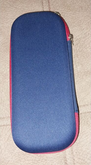 Uşaqlar üçün digər mallar: Qələm qabı.yenidir. Elaqə vatsappa yaza bilersiz unvan zabrat 2 5 — 7