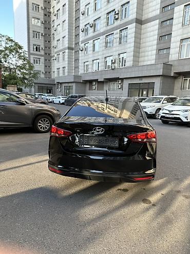 чери: Hyundai Solaris: 2020 г., 1.4 л, Автомат, Бензин, Седан — 4