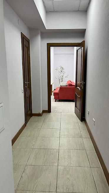 нежилое: Продажа офисов 87 м², С ремонтом, Многоэтажное здание, 1 этаж — 8