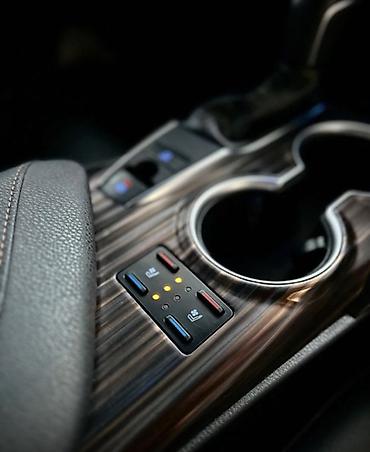 Toyota: Toyota Camry: 2020 г., 2.5 л, Автомат, Бензин, Седан — 6