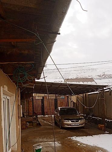 Продажа коттеджей и домов: Продаётся дом с большим закрытым двором. - высокий забор по at lalafo.kg — 19 Продажа коттеджей и домов: Продаётся дом с большим закрытым двором. - высокий забор по — 19