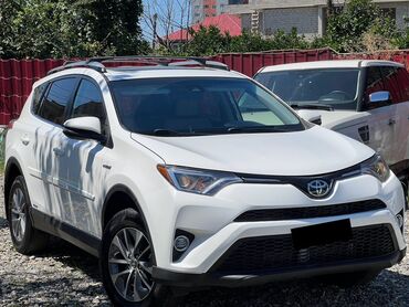 Toyota: Toyota RAV4: 2018 г., 2.5 л, Вариатор, Гибрид, Кроссовер