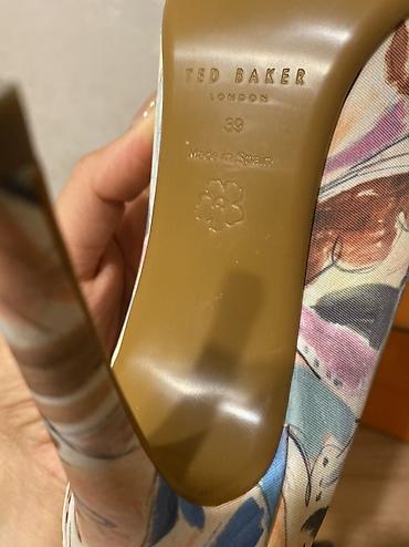 Tuflilər: Ted Baker London qadın tuflisi - Model: Klassik nasos (pump), sivri — 4