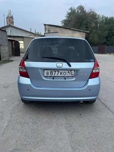 авто с последующим выкупом фит: Honda Fit: 2002 г., 1.3 л, Вариатор, Бензин, Универсал