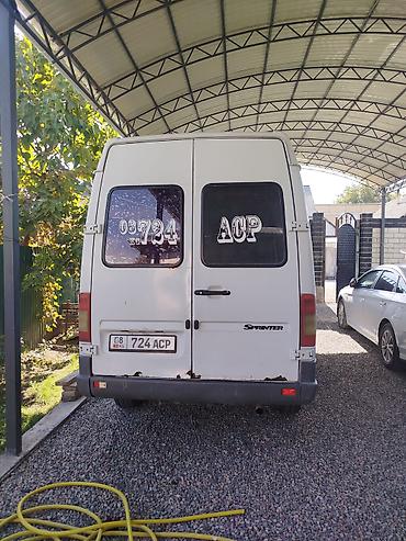 кузуп спринтер: Жүк ташуучу унаа, Mercedes-Benz, Стандарт, 3 т, Колдонулган — 8