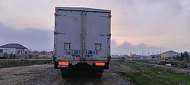 kamaz kabini: KAMAZ yük maşını – iri həcmli qapalı konteynerli - Marka/model: KAMAZ — 2