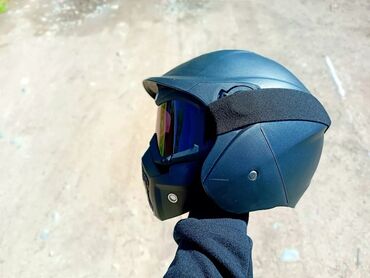 Шлемы: Шлем Чёрный с маской антифог!

Очень крепкий шлем.
@