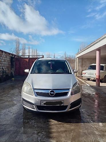 Opel: Opel Zafira: 2.2 l | 2006 il 360000 km Van/Minivan — 1
