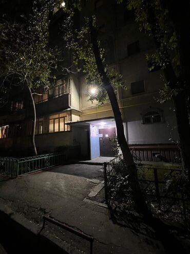 таш рабат квартира: 1 бөлмө, 35 кв. м, 106-серия, 7 кабат, Эски ремонт