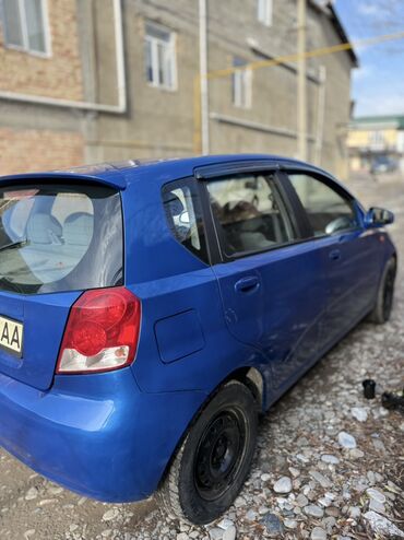 Chevrolet: Chevrolet Aveo: 2005 г., 1.4 л, Механика, Бензин, Хэтчбэк — 8