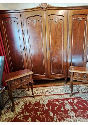 Yataq otağı dəstləri: İkinəfərlik çarpayı, Dolab, Tumba, 2 tumba, Rumıniya, İşlənmiş