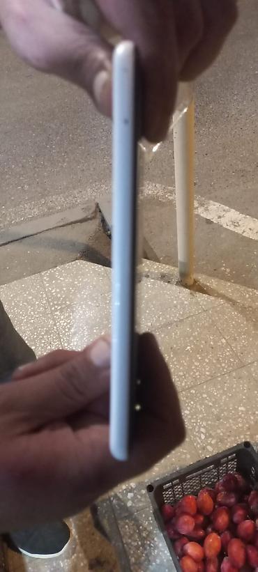 Samsung Galaxy A13, 64 GB, rəng - Ağ, İki sim kartlı lalafo.az -da Samsung Galaxy A13, 64 GB, rəng - Ağ, İki sim kartlı